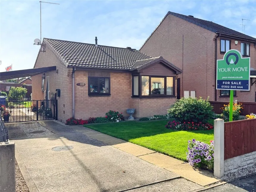 2 bed house for sale, Broadwater Drive, Dunscroft, DN7