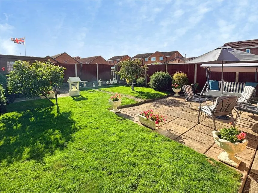 Broadwater Drive, Dunscroft, DN7, photo 6