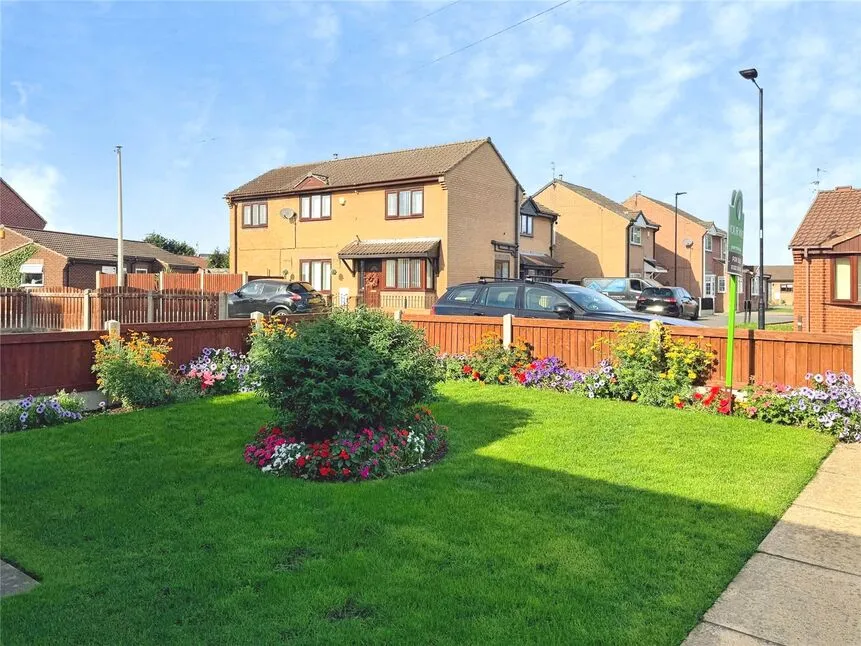 Broadwater Drive, Dunscroft, DN7, photo 9