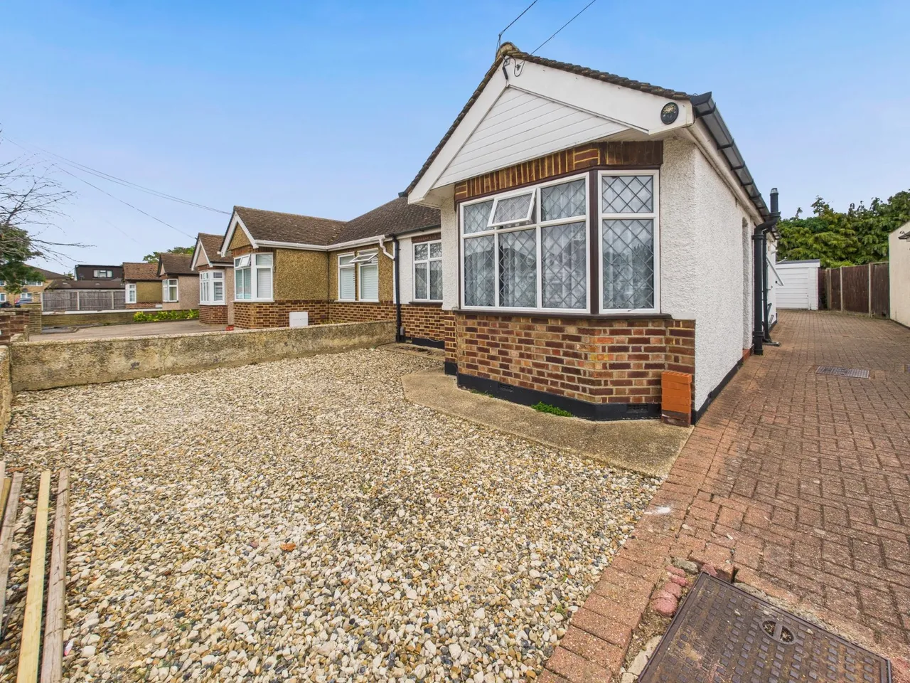Burleigh Gardens, Ashford, TW15, photo 9