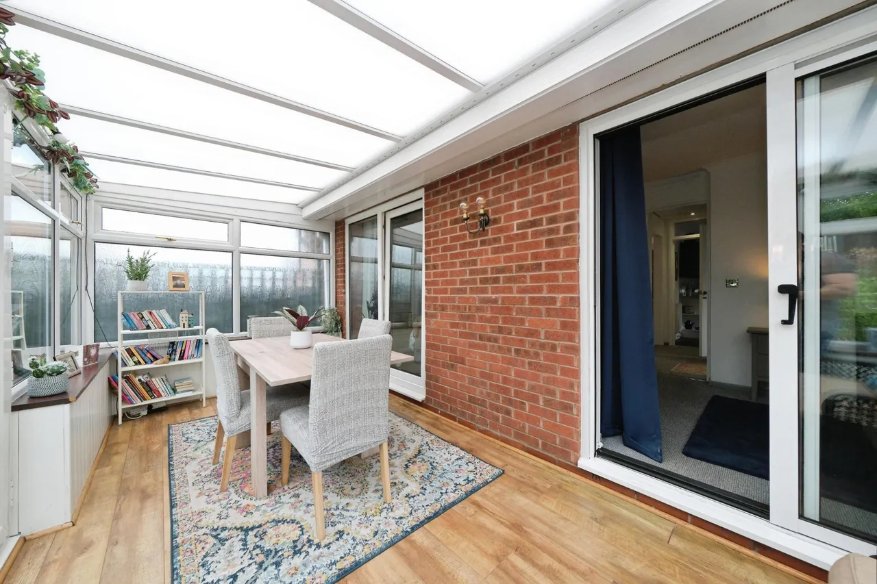 Oakfield Court, Stanley Common, DE7, photo 10