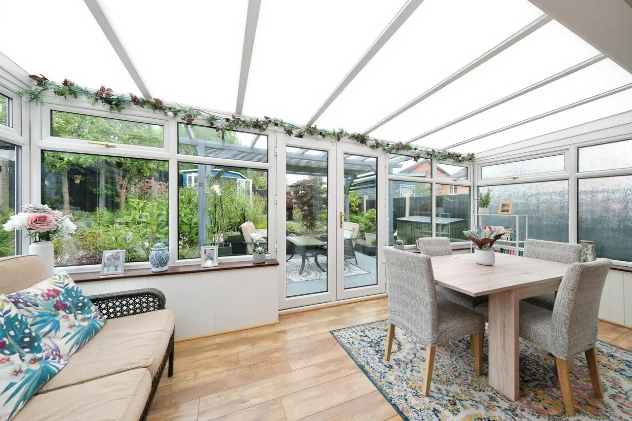 Oakfield Court, Stanley Common, DE7, photo 9