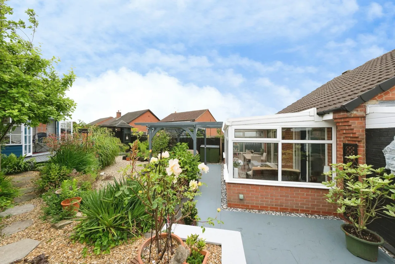 Oakfield Court, Stanley Common, DE7, photo 19