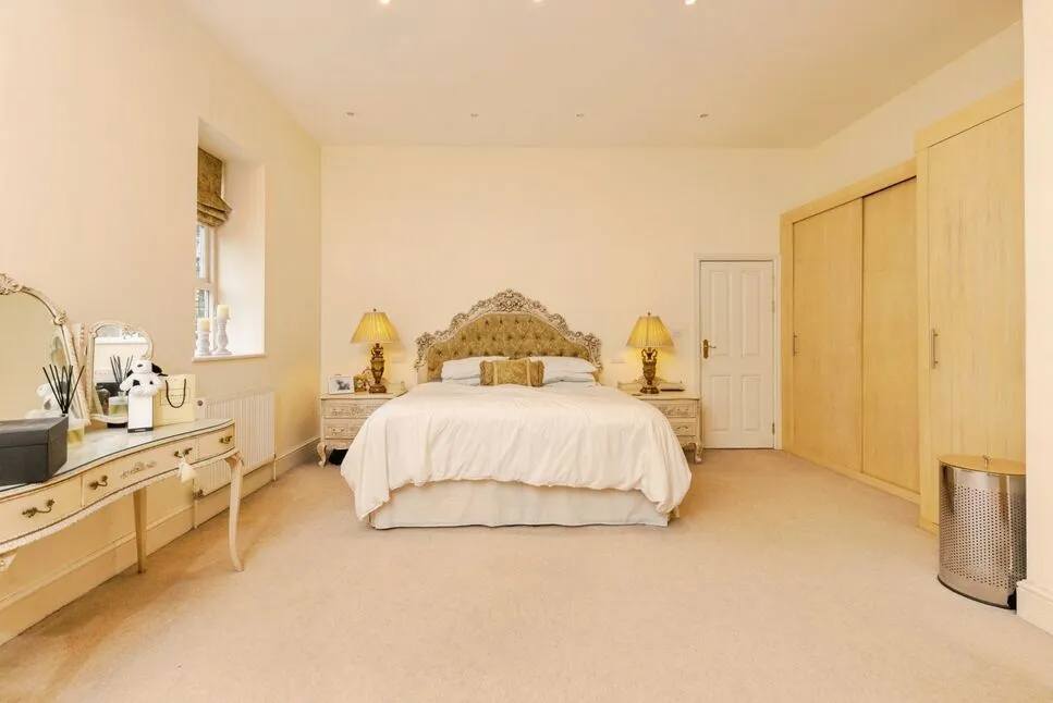 Lower Holme Way, Oakworth, BD22, photo 11