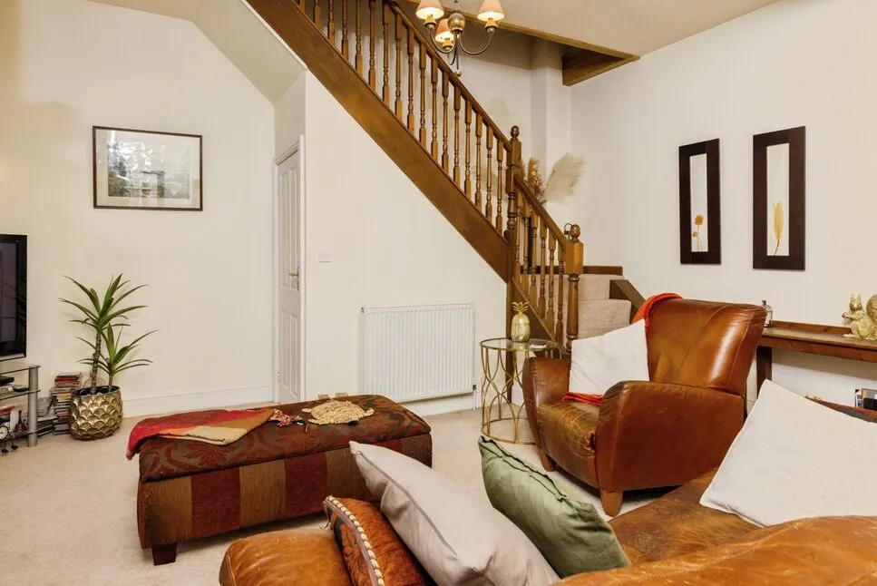 Lower Holme Way, Oakworth, BD22, photo 5