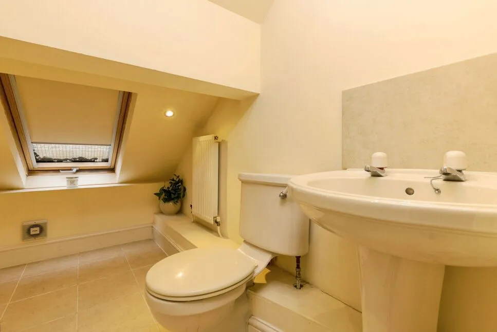 Lower Holme Way, Oakworth, BD22, photo 20