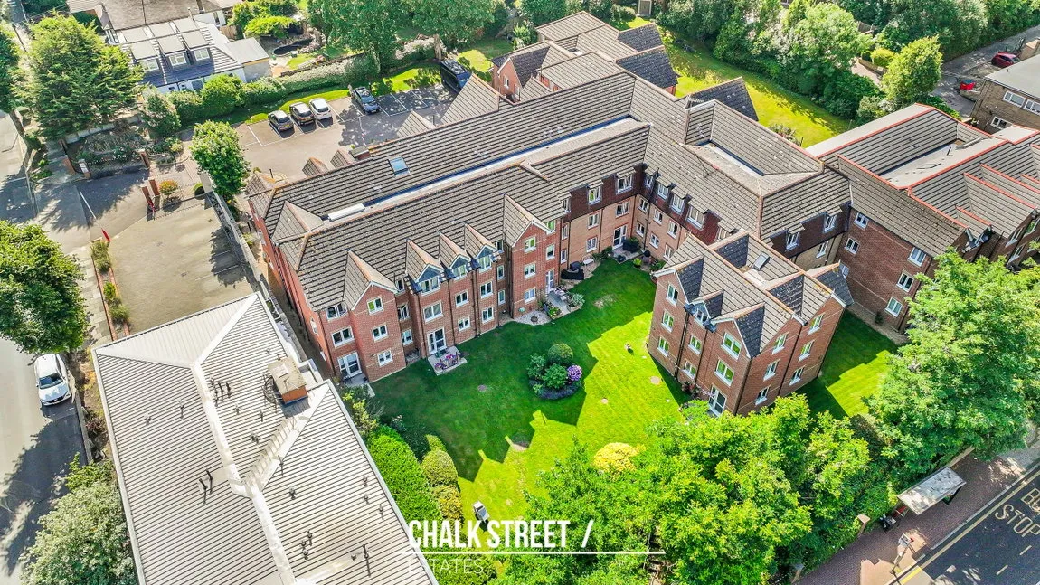 Mavis Grove, Hornchurch, RM12 6BN, photo 26