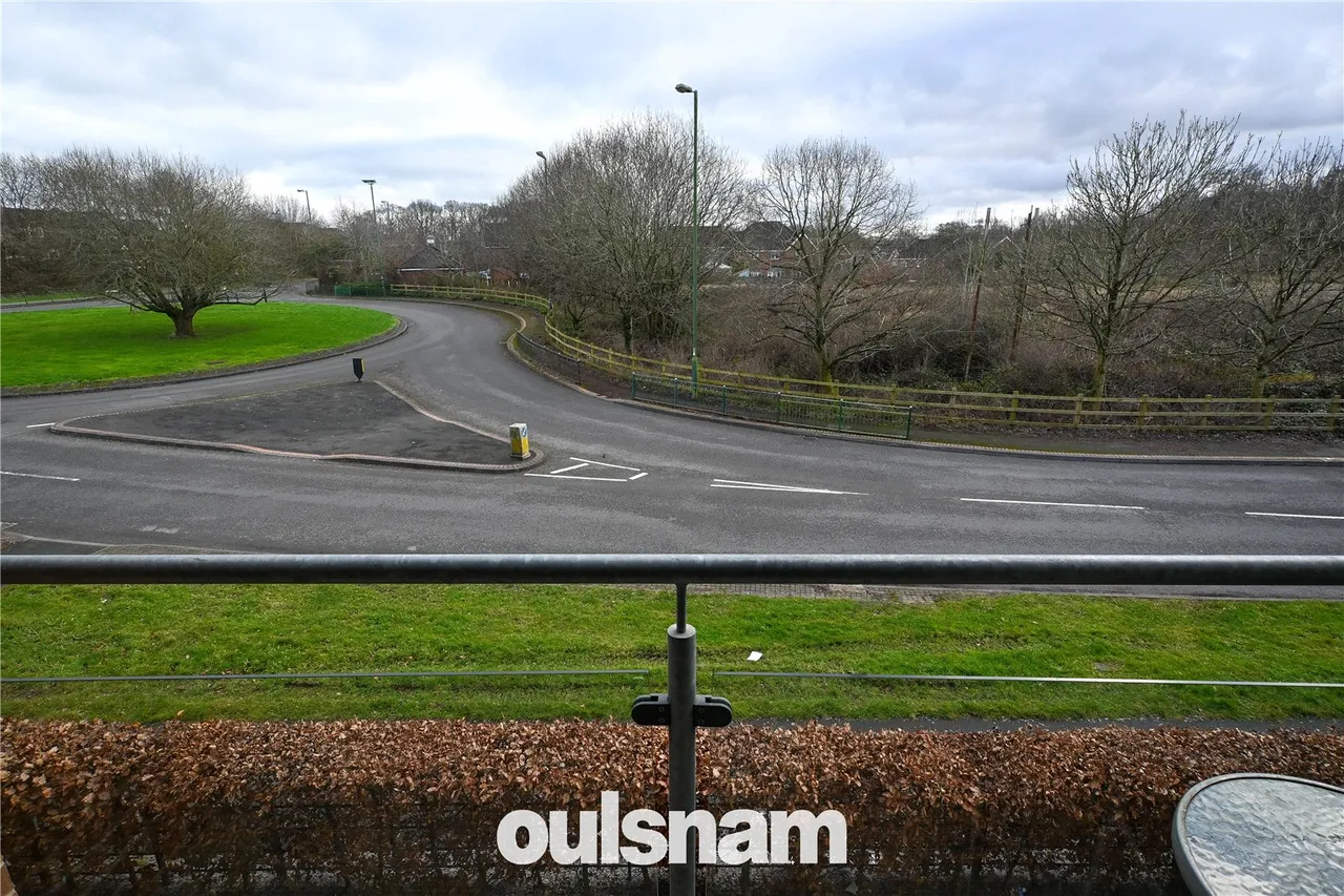 Tessall Lane, Northfield, Birmingham, B31 5HA, photo 8