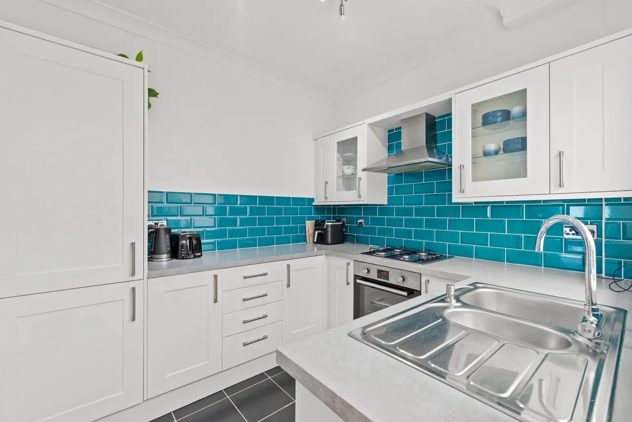 Pleasant View Terrace, Swansea, SA1 6YQ, photo 4