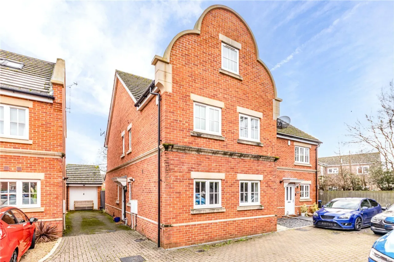 Derisley Close, Byfleet, West Byfleet..., photo 31