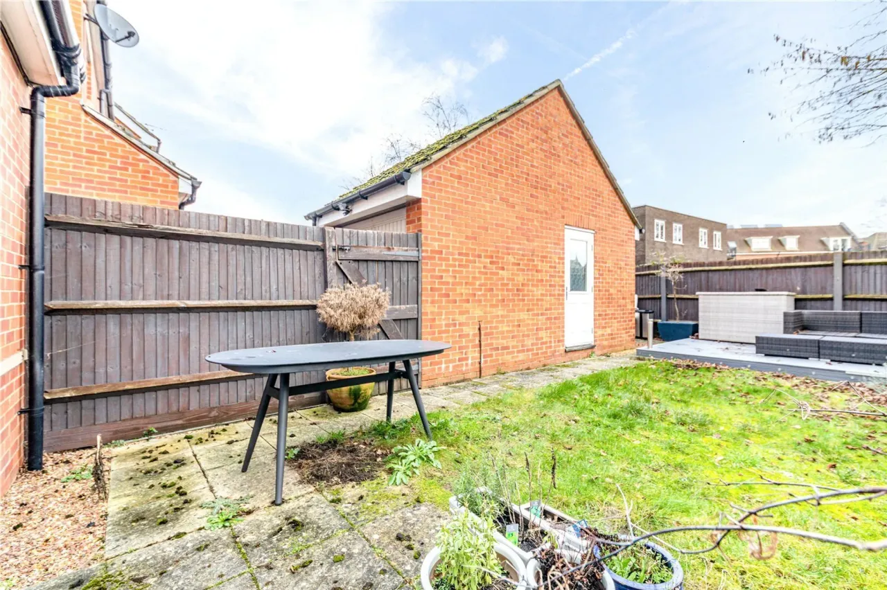 Derisley Close, Byfleet, West Byfleet..., photo 33