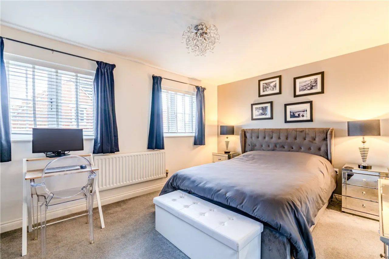 Derisley Close, Byfleet, West Byfleet..., photo 19