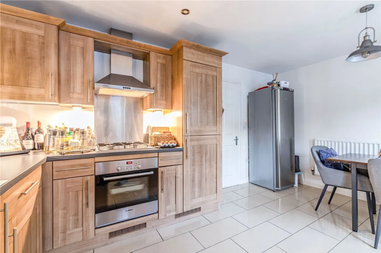 Derisley Close, Byfleet, West Byfleet..., photo 8