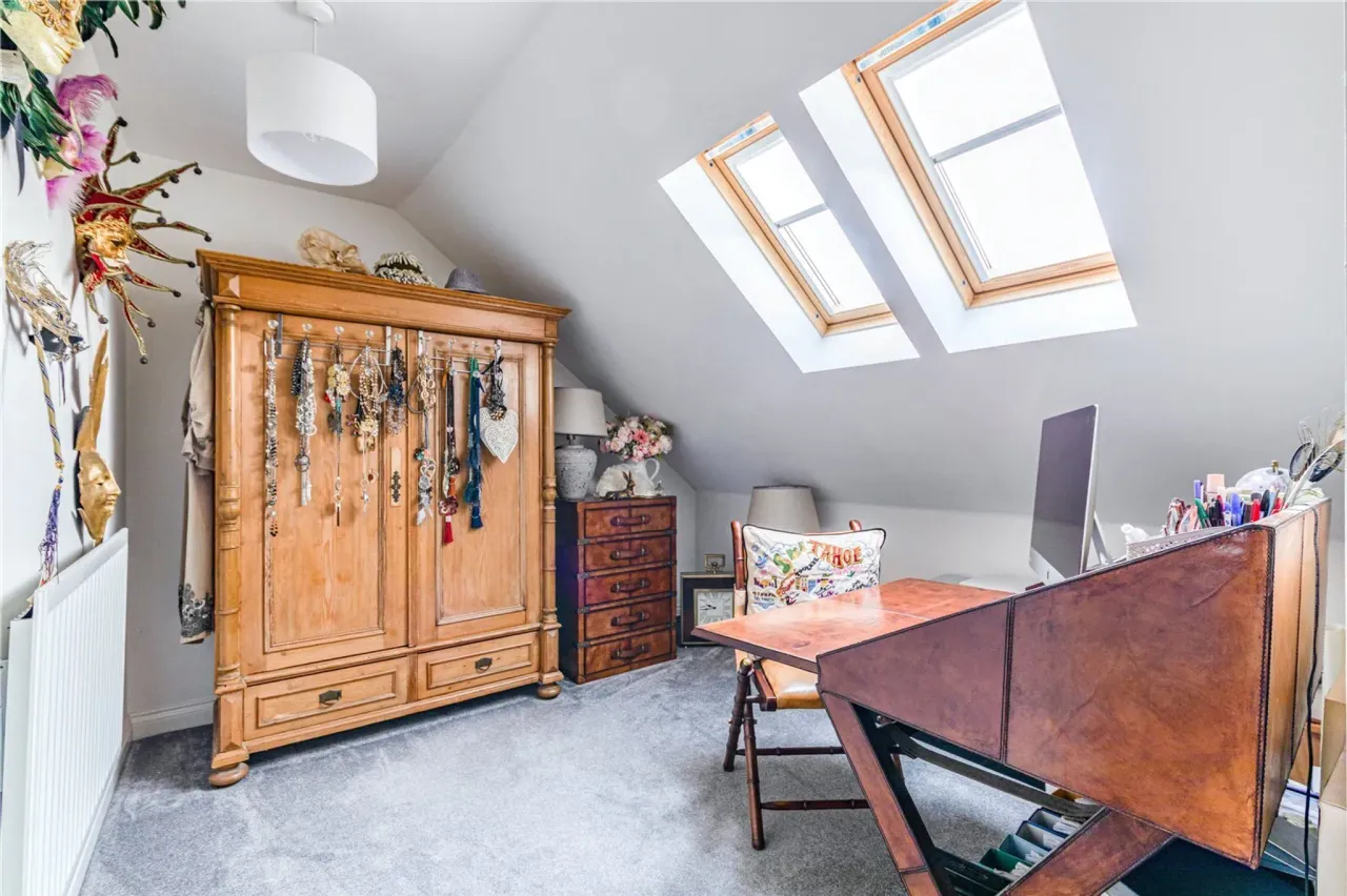 Derisley Close, Byfleet, West Byfleet..., photo 26