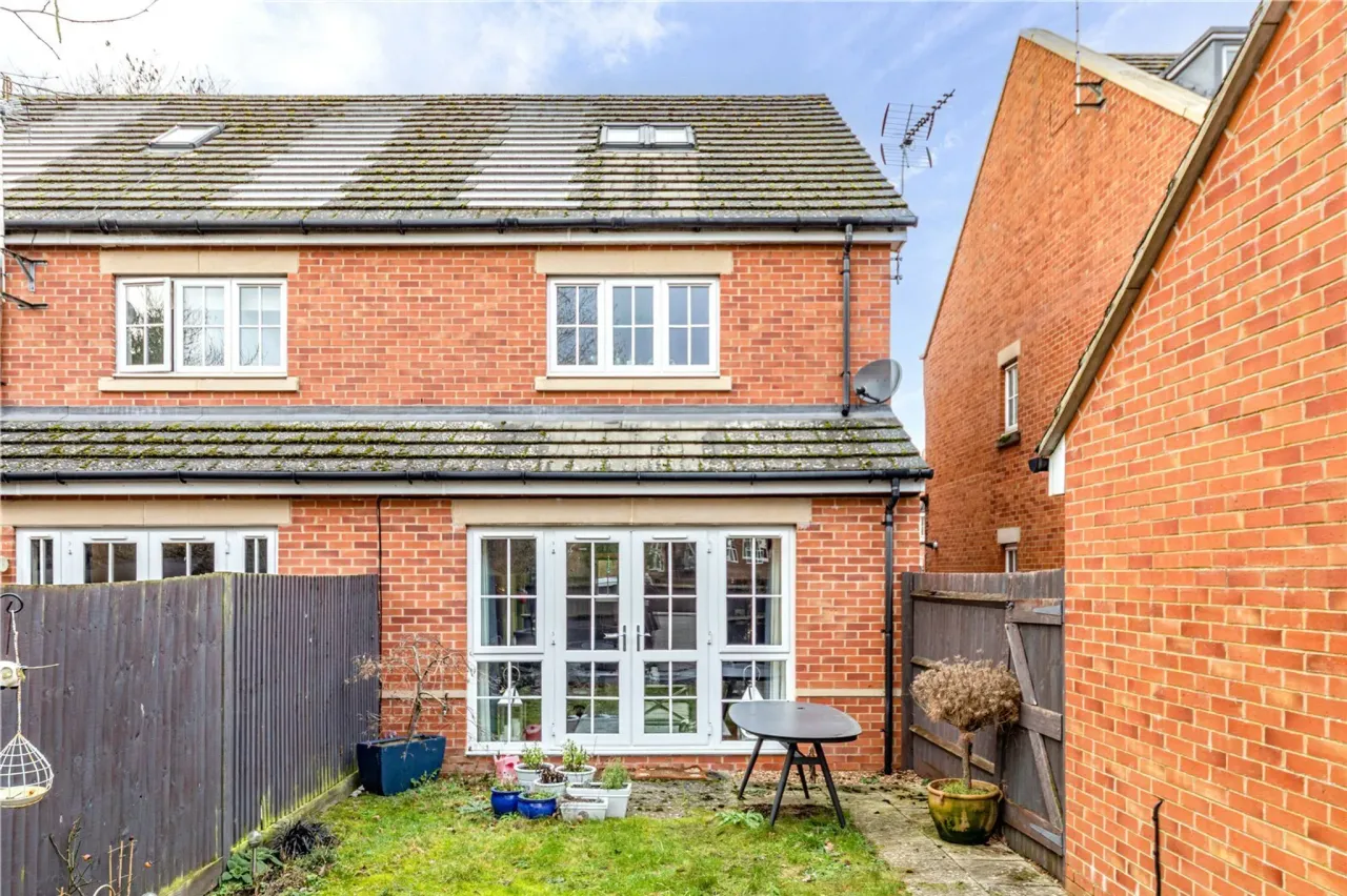 Derisley Close, Byfleet, West Byfleet..., photo 32
