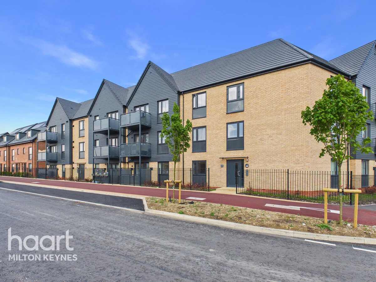 2 bed flat for sale, Shetland Drive, Milton keynes, MK8