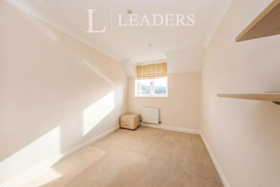 New Road, Guildford, GU4, photo 8