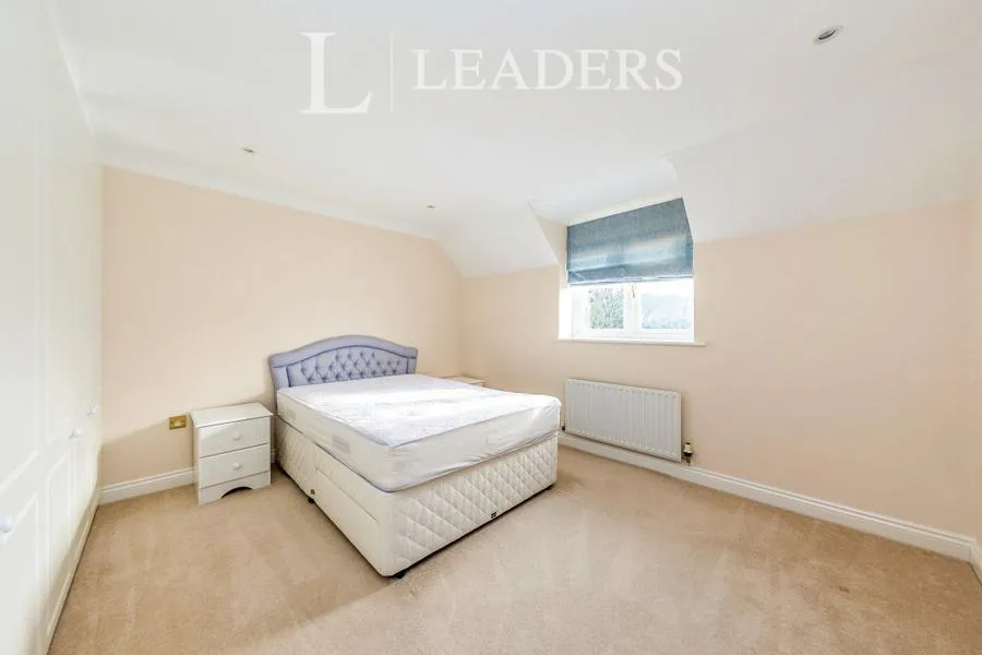 New Road, Guildford, GU4, photo 6