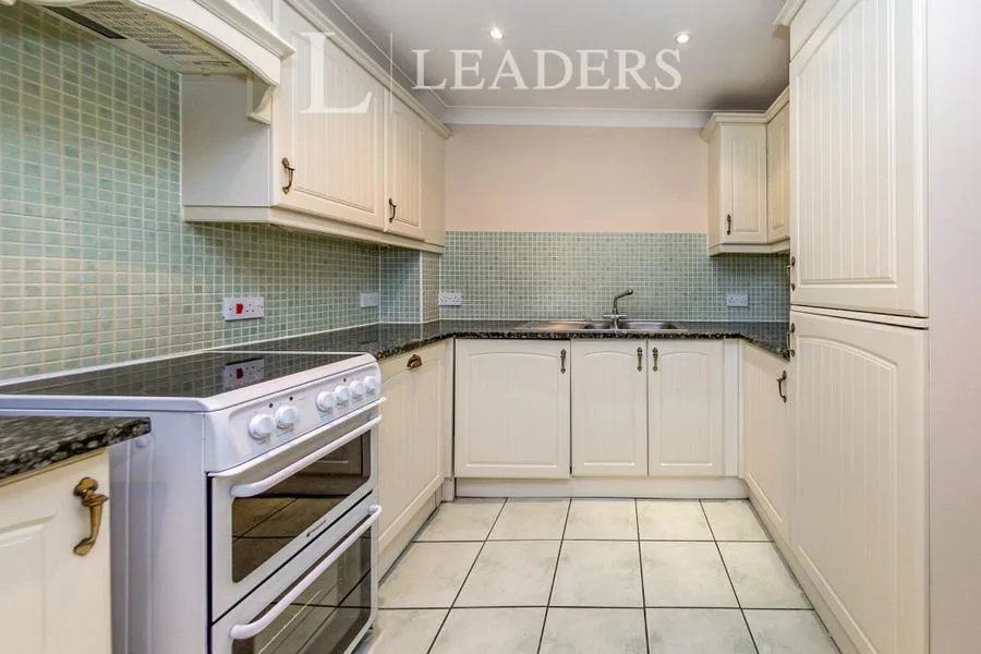New Road, Guildford, GU4, photo 4