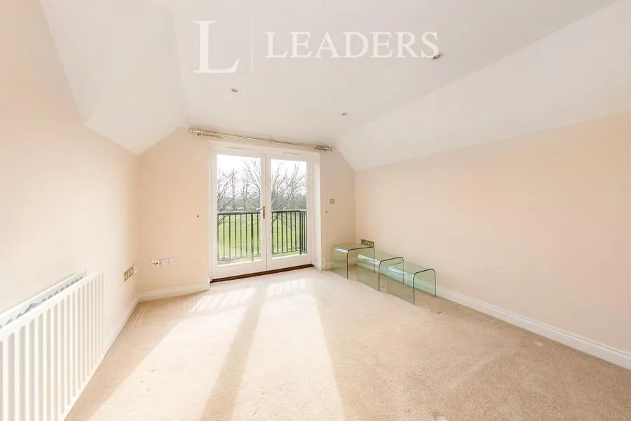 New Road, Guildford, GU4, photo 5