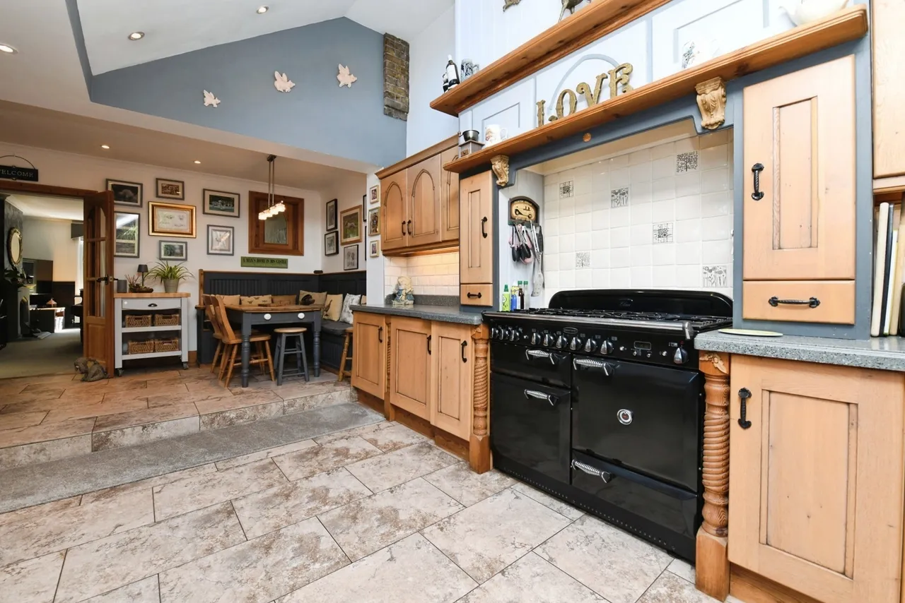 Coxtie Green Road, BRENTWOOD, Essex, CM14, photo 6