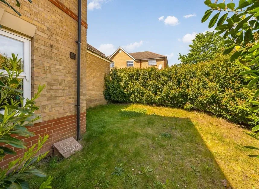 Swaledale Close, New Southgate, N11, photo 7