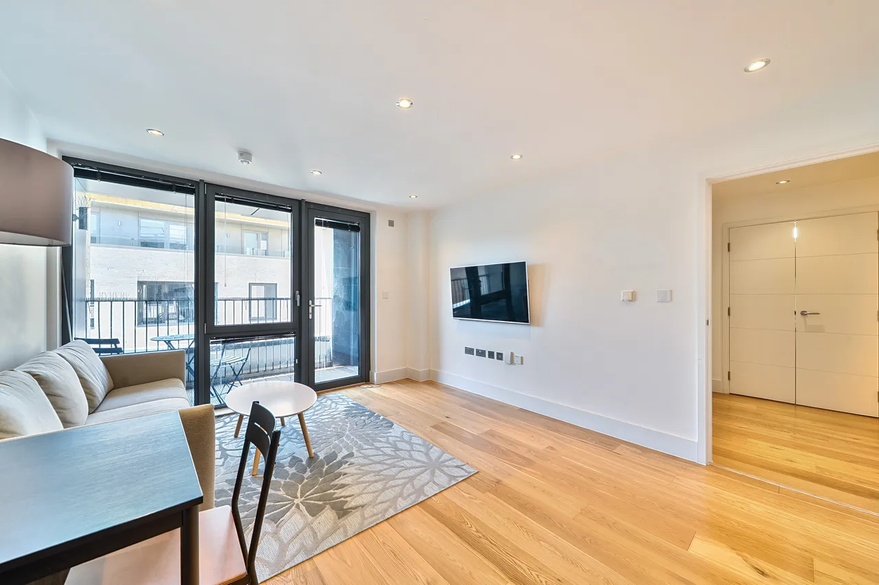 1 bed flat for sale — Portobello Square, London, W10