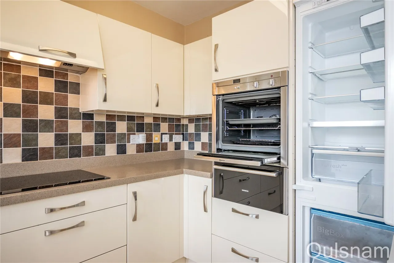 Burcot Lane, Bromsgrove, Worcestershire, B60 1AD, photo 5