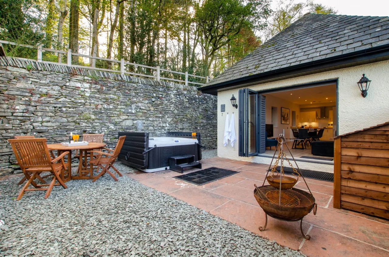 Applethwaite Hall, Windermere, LA23, photo 4