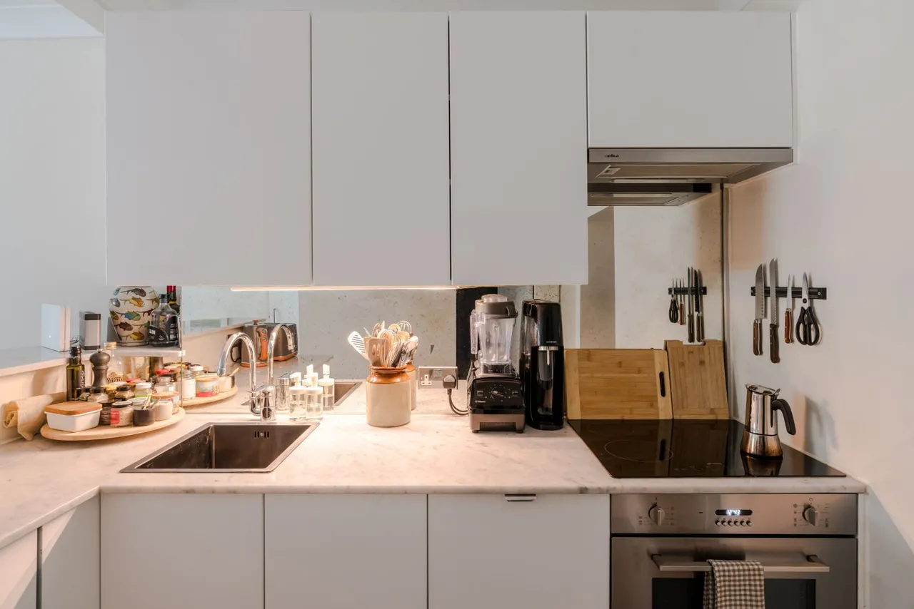Bassett Road, North Kensington, London, W10 6JL, photo 7