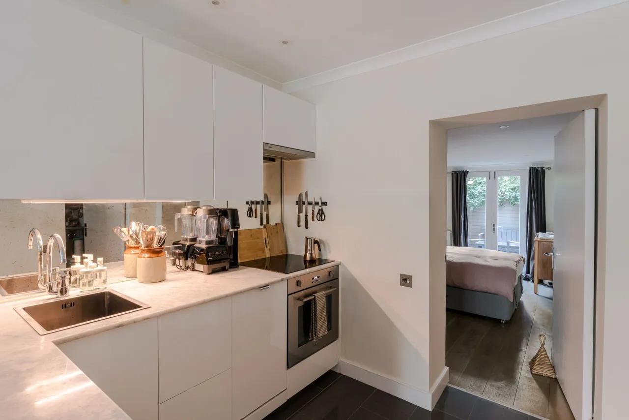 Bassett Road, North Kensington, London, W10 6JL, photo 6