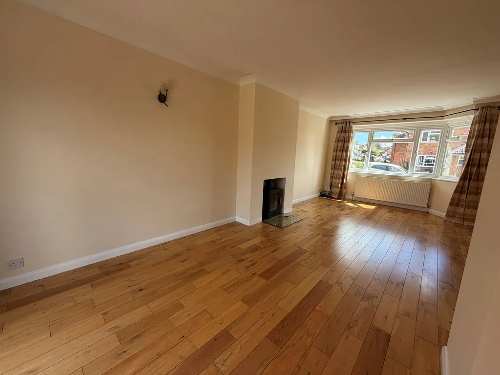 Woodland Way, Marlow SL7 3LN, photo 3