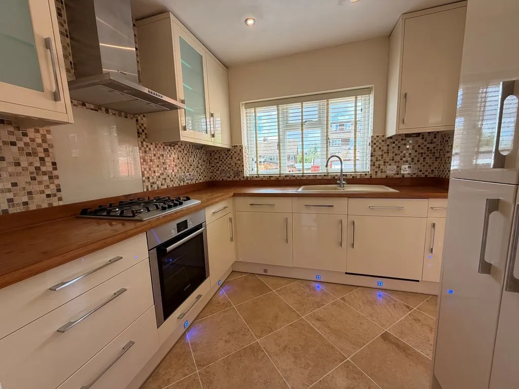 Woodland Way, Marlow SL7 3LN, photo 4