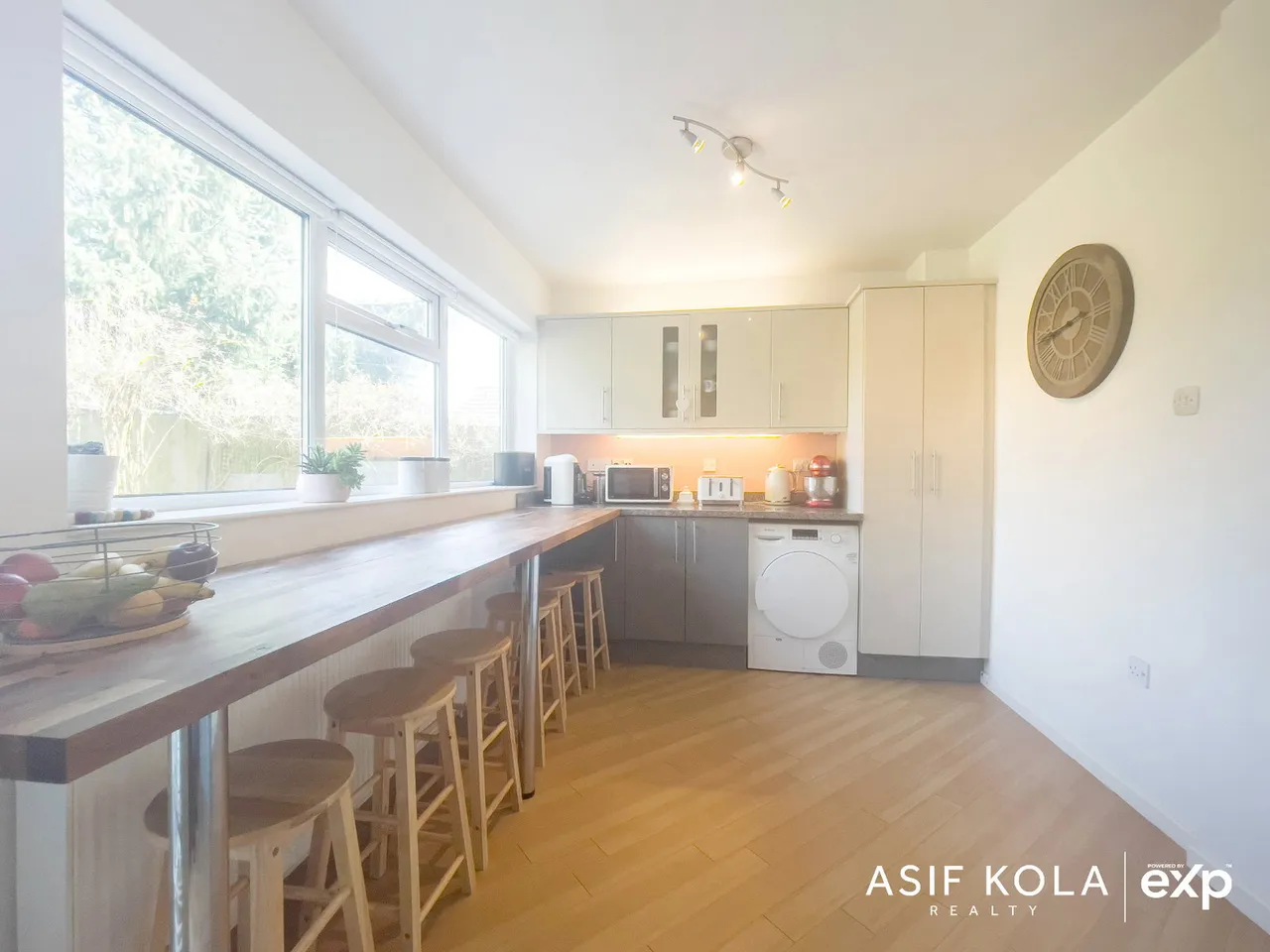Asif Kola has sold Grotto Lane, Wolverhampton, WV6 9LP, photo 6