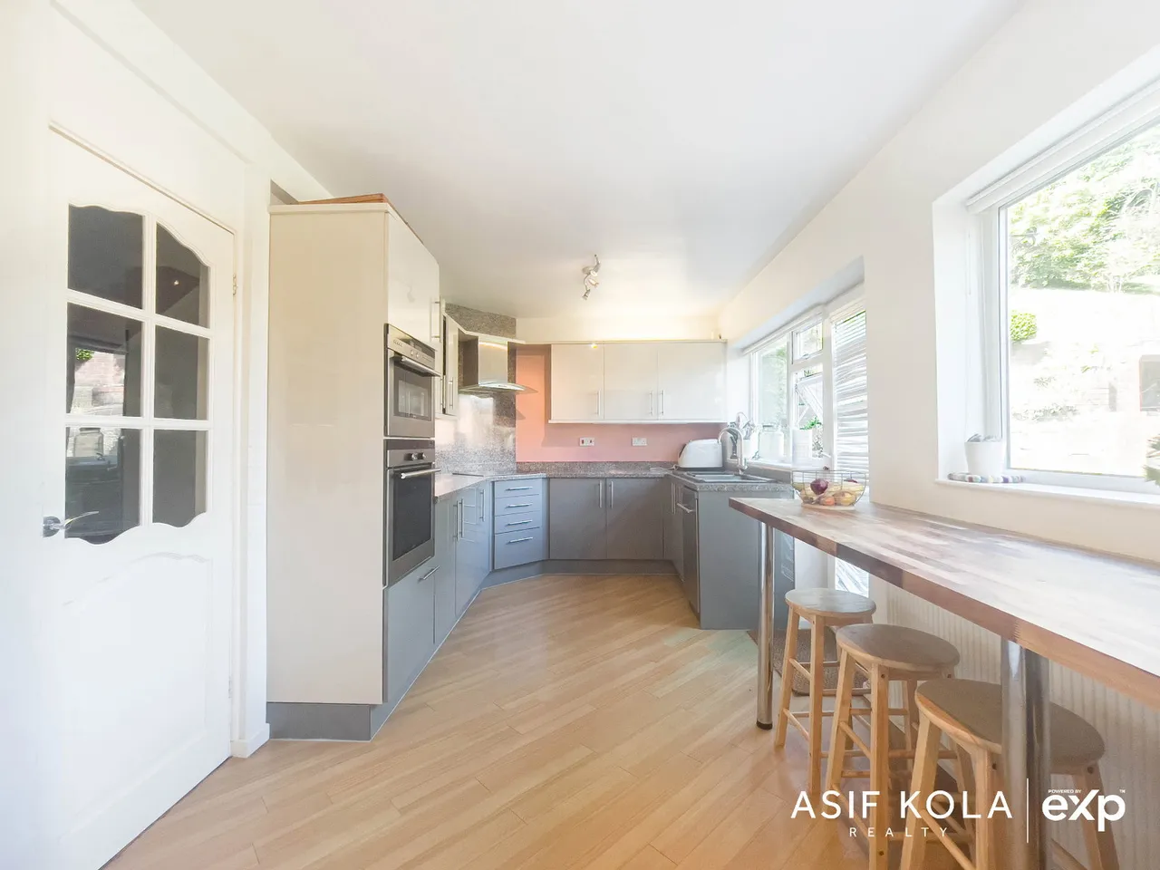 Asif Kola has sold Grotto Lane, Wolverhampton, WV6 9LP, photo 5