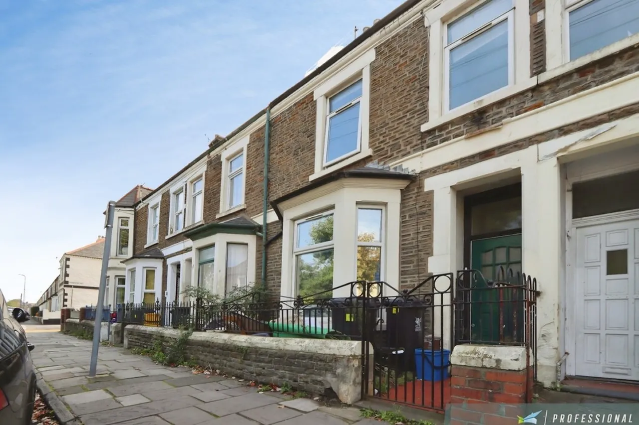 5 bed house for sale, Arron Street, Roath, CF24