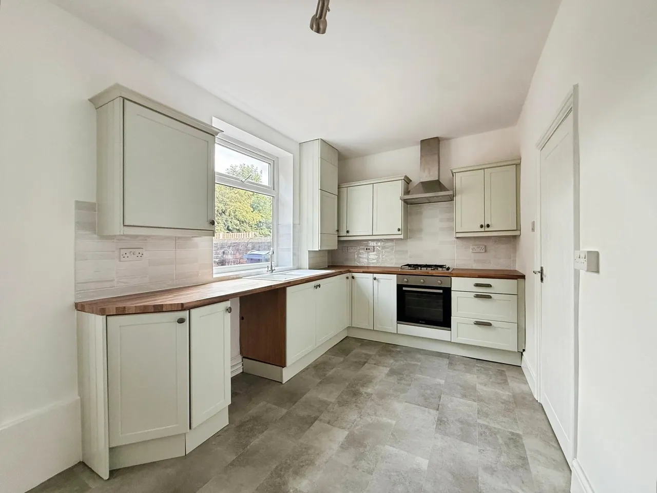 Dearne Street, Darton, S75, photo 10
