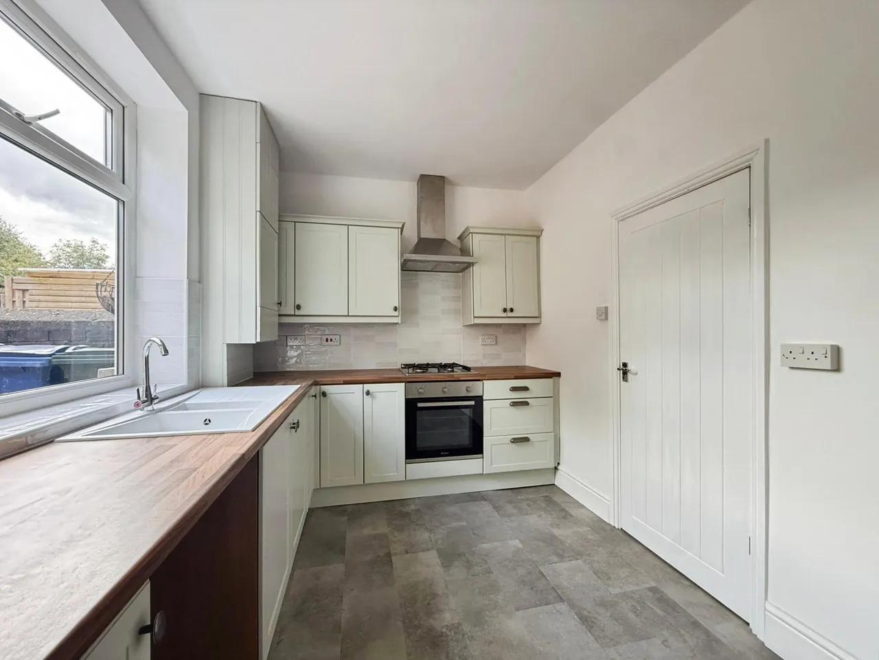 Dearne Street, Darton, S75, photo 4