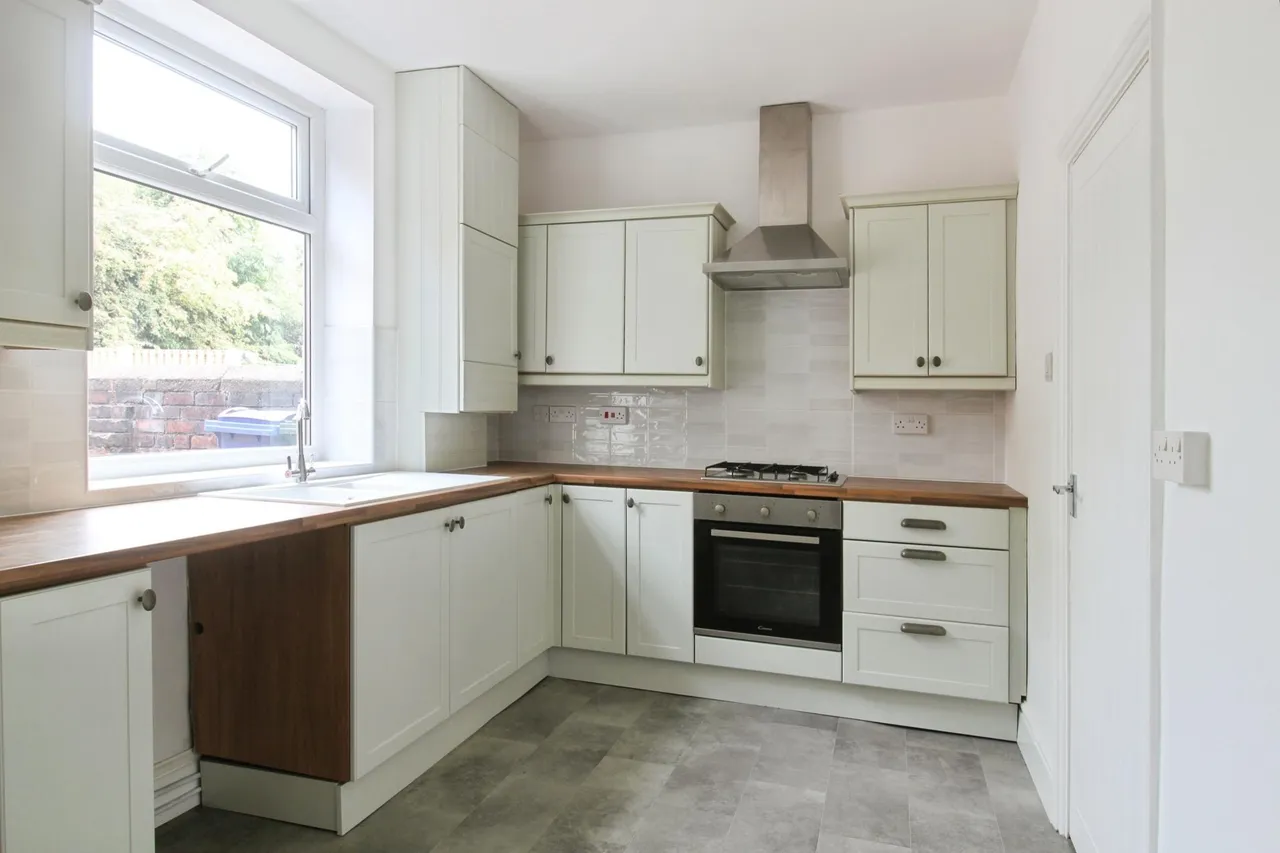 Dearne Street, Darton, S75, photo 3