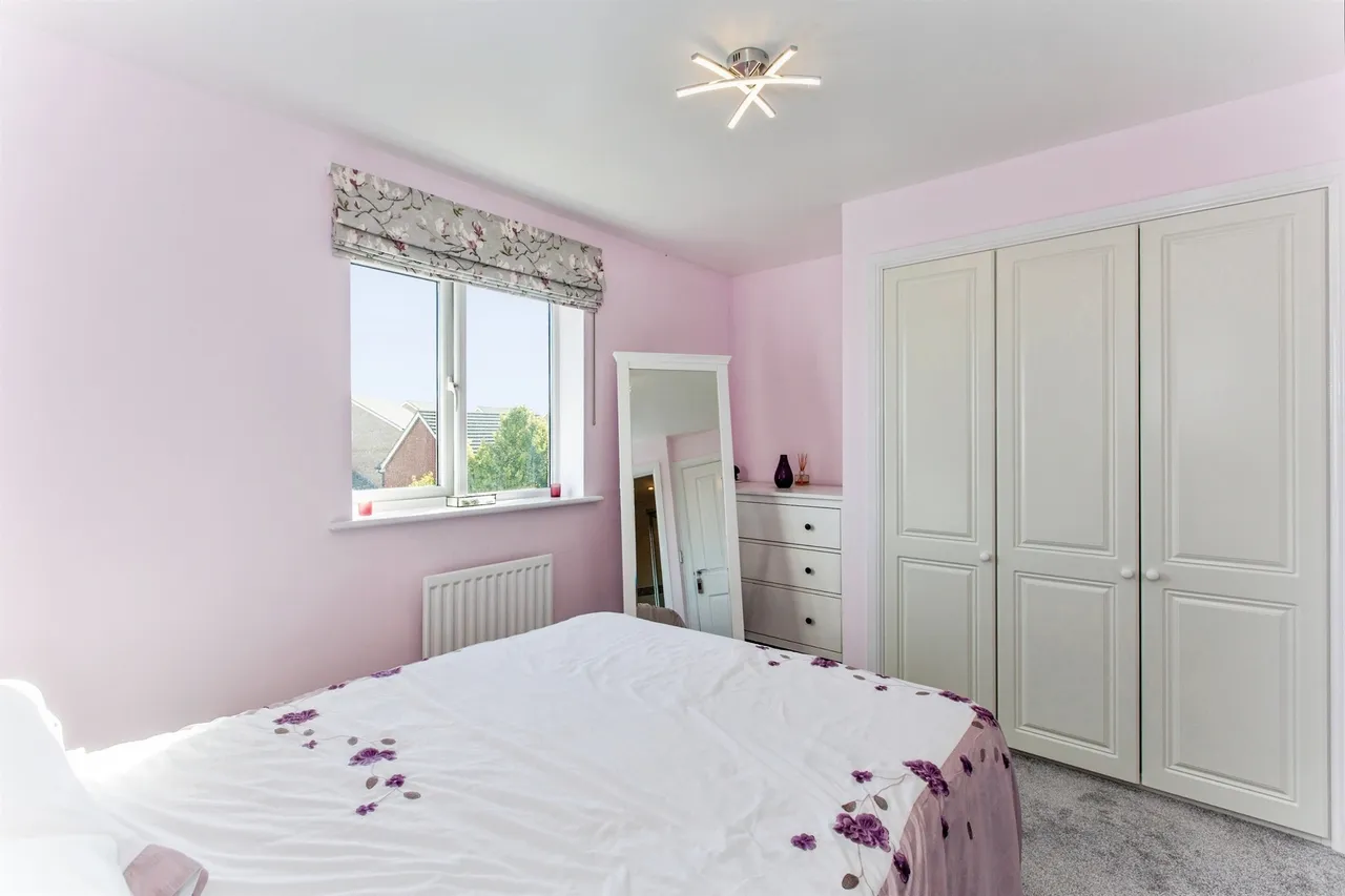 Lancaster Gate, Upper Cambourne, CB23, photo 12
