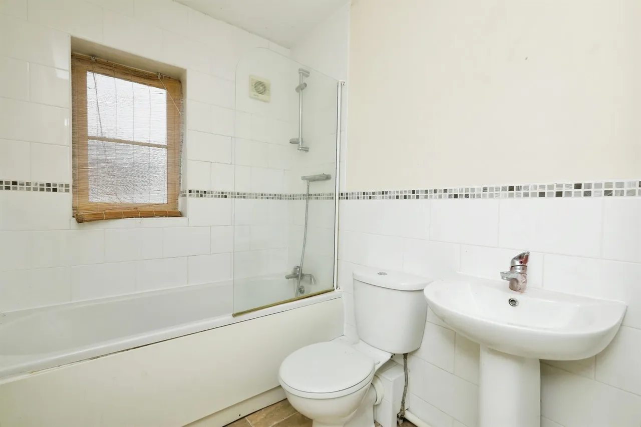 Church Mews, Langold, Worksop, photo 6