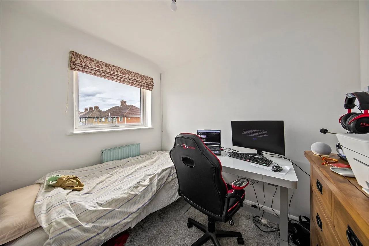 Grove Crescent, Feltham, TW13, photo 14