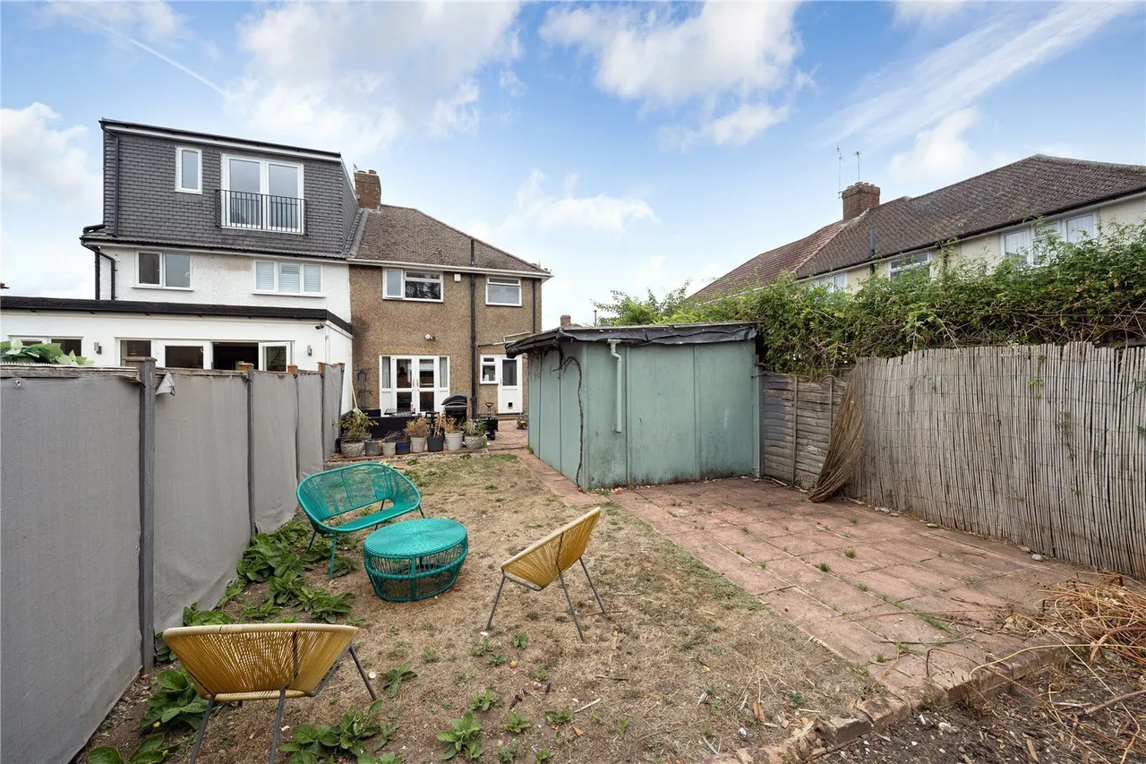 Grove Crescent, Feltham, TW13, photo 11