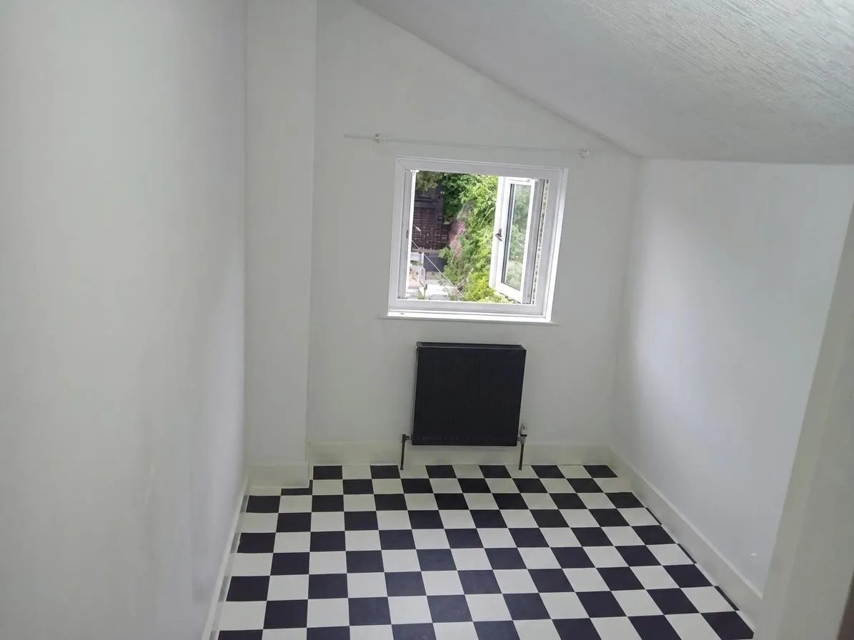 Upper Luton Road, Chatham, ME5, photo 7