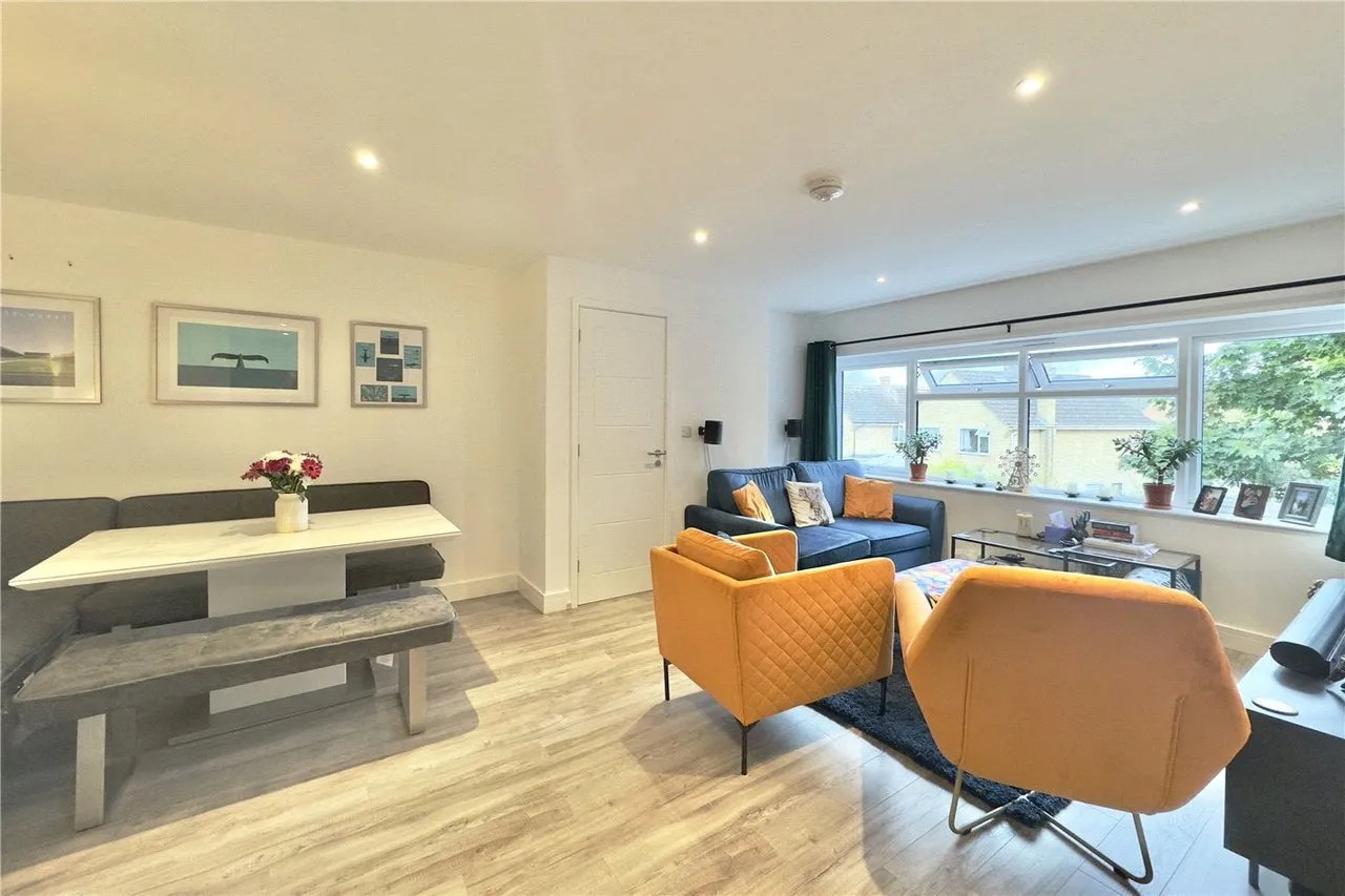 Station Road, Bourne End, Buckinghamshire, SL8, photo 4