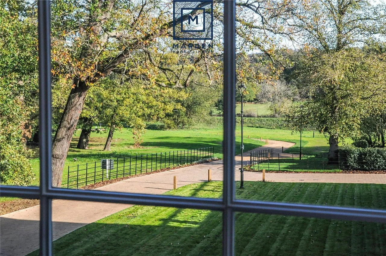 Dark Lane, Great Warley, Brentwood, Essex, CM14, photo 5