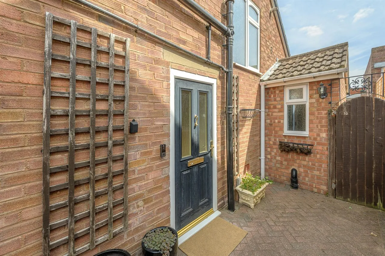 Clent View Road, Norton, DY8, photo 23