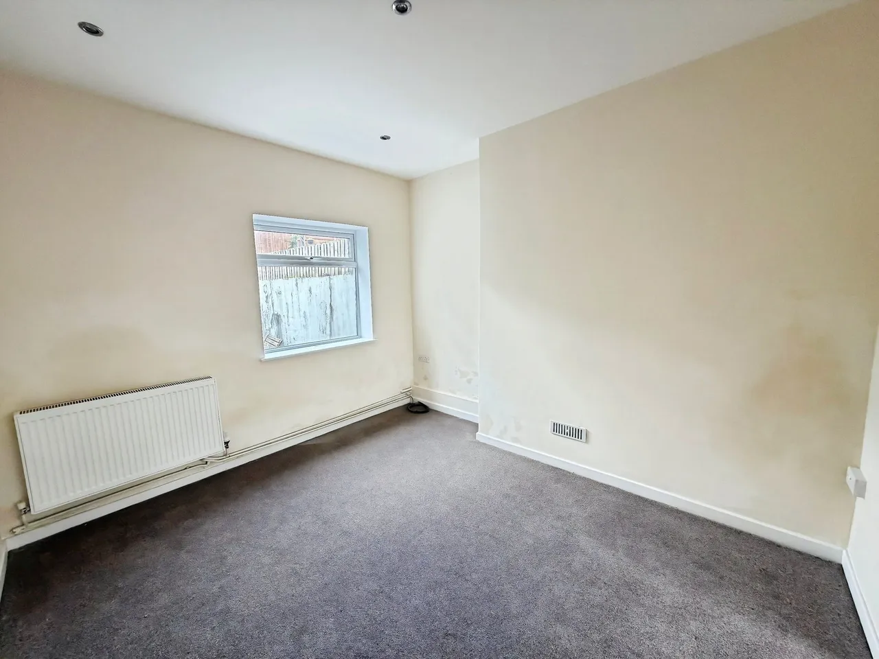 Grove Road, Clydach, SA6, photo 8