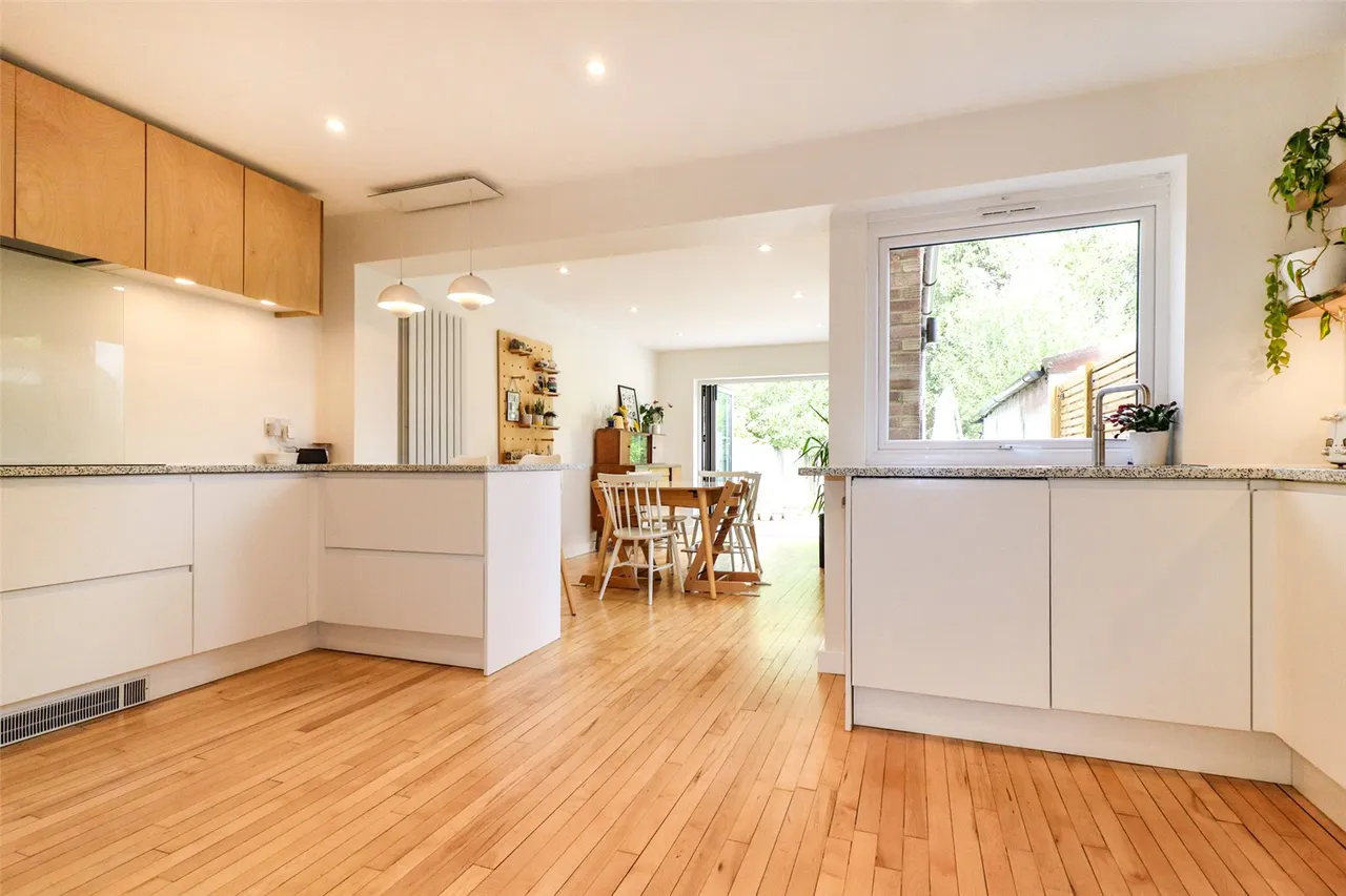 Darset Avenue, Fleet, Hampshire, GU51 3QE, photo 2