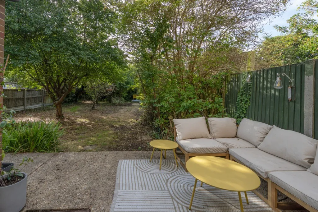 Teynham Road, Whitstable, photo 2